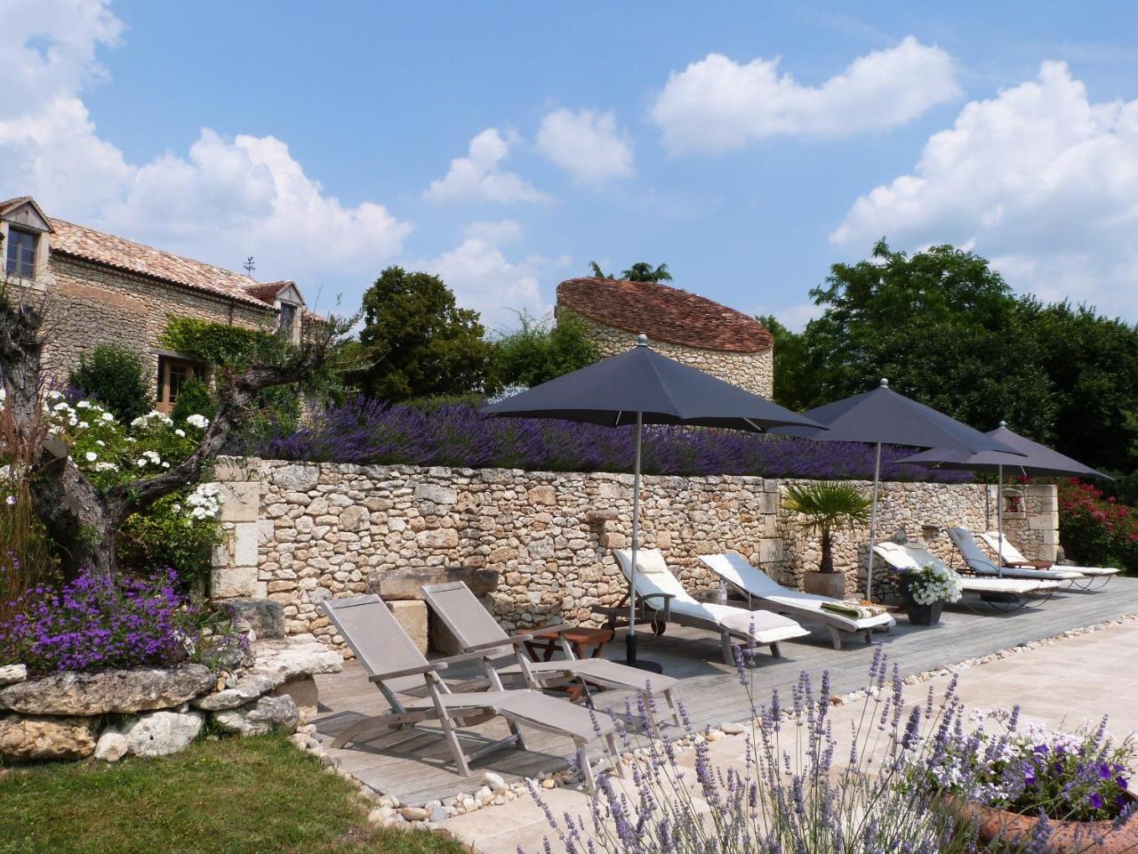 Clermont-de-BeauregardLe Manoir De Beauregard住宿加早餐旅馆 外观 照片